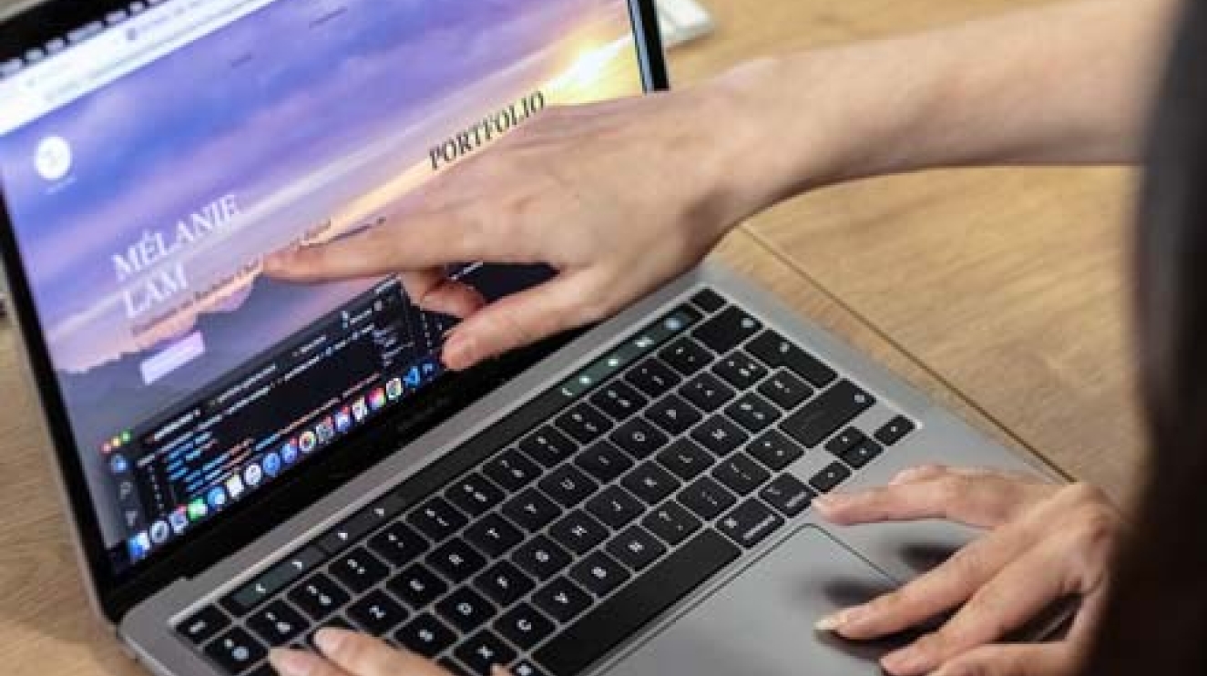 Se reconvertir dans le digital : mode d’emploi
