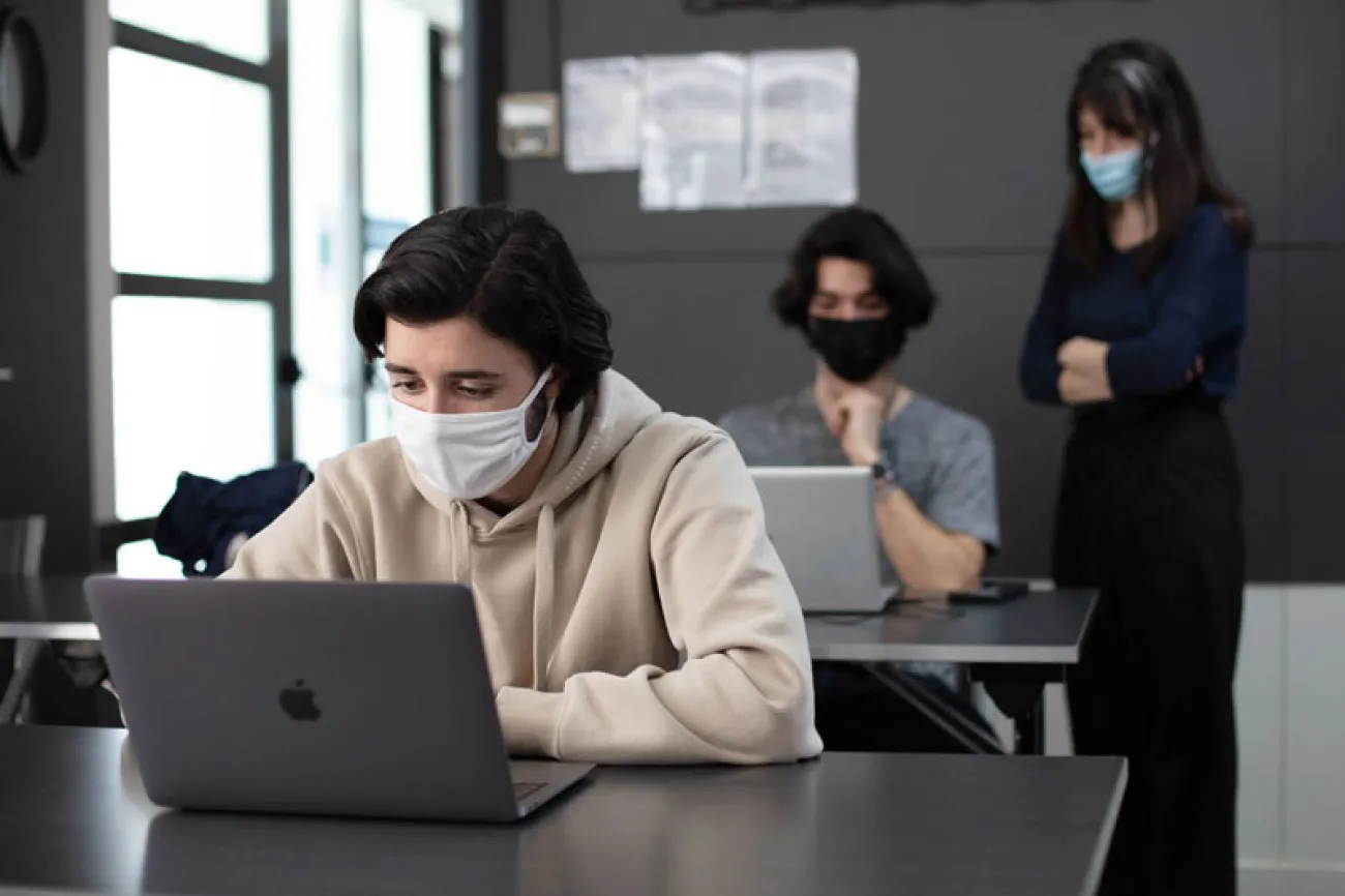 Pourquoi et comment poursuivre des études dans le digital