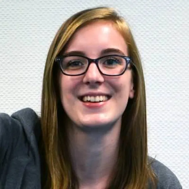 Portrait d’étudiante - Elise Rault — école, web au campus Digital Campus de Rennes