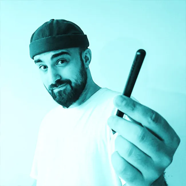 Témoignage : Yohan, graphiste freelance