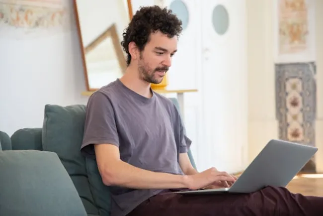 Reconversion IA : votre guide complet pour réussir votre transition