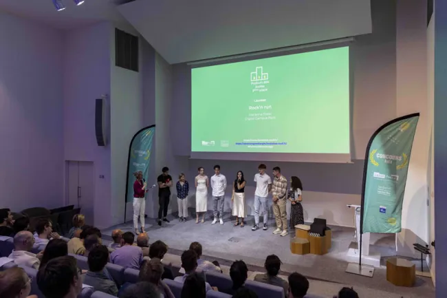 Concours Grand Angle de la fondation MAIF pour la recherche : Digital Campus remporte 2 prix — remise des diplômes au campus…