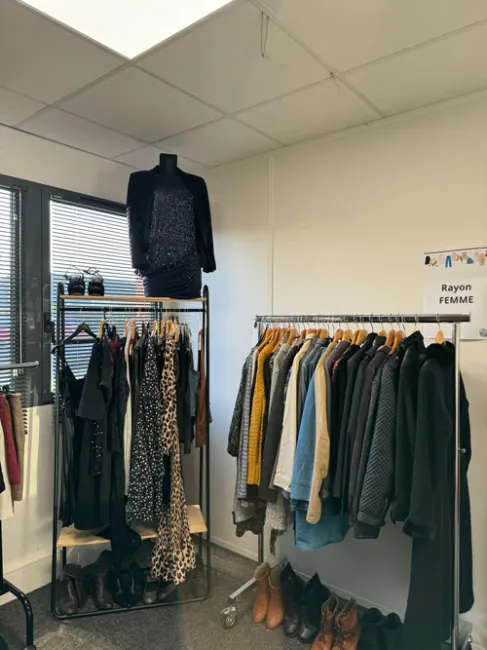 Un dressing solidaire sur le campus de Nantes ! — digital